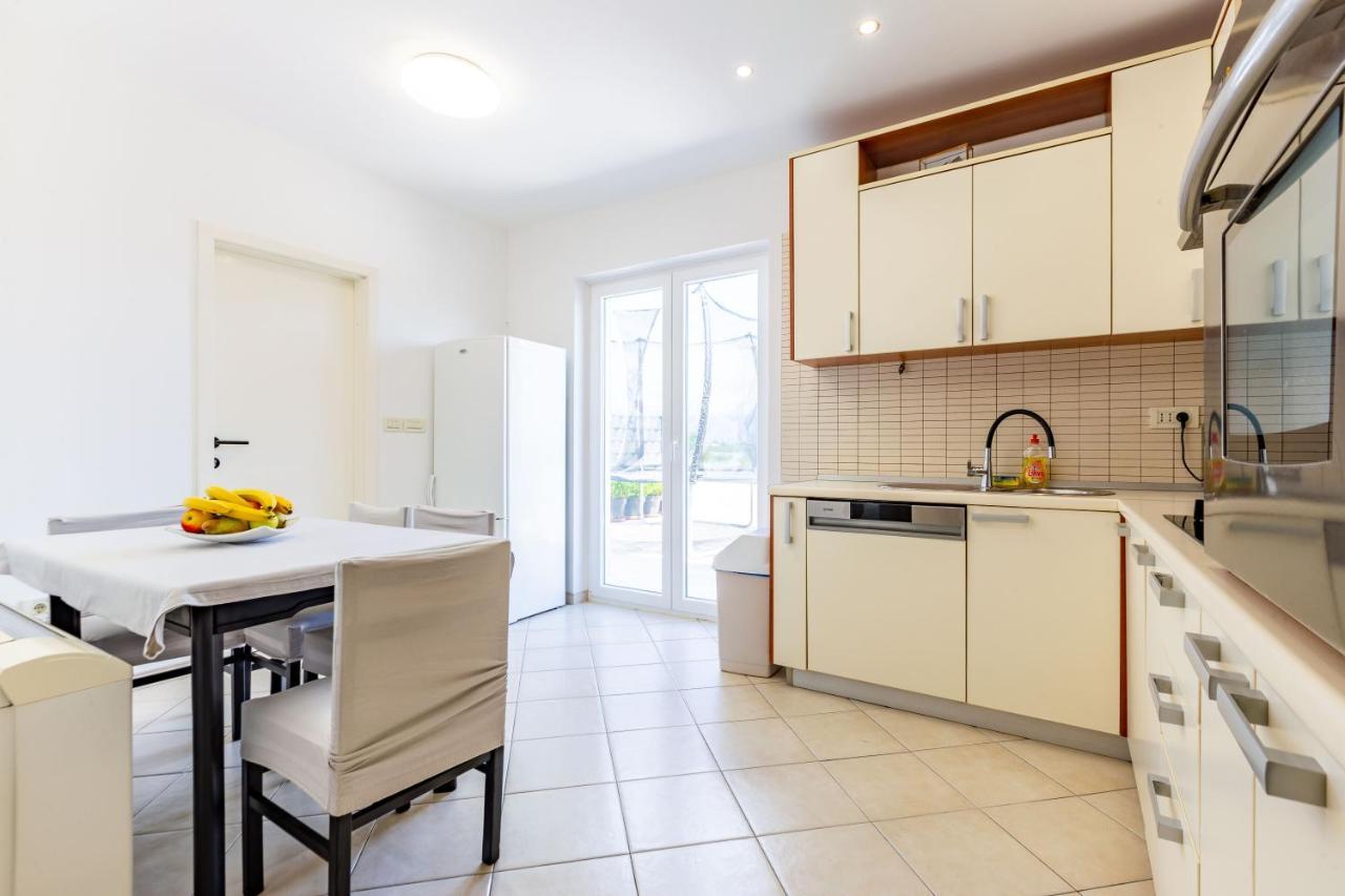 Kristina Holiday Home With Private Swimmingpool Visocane Buitenkant foto