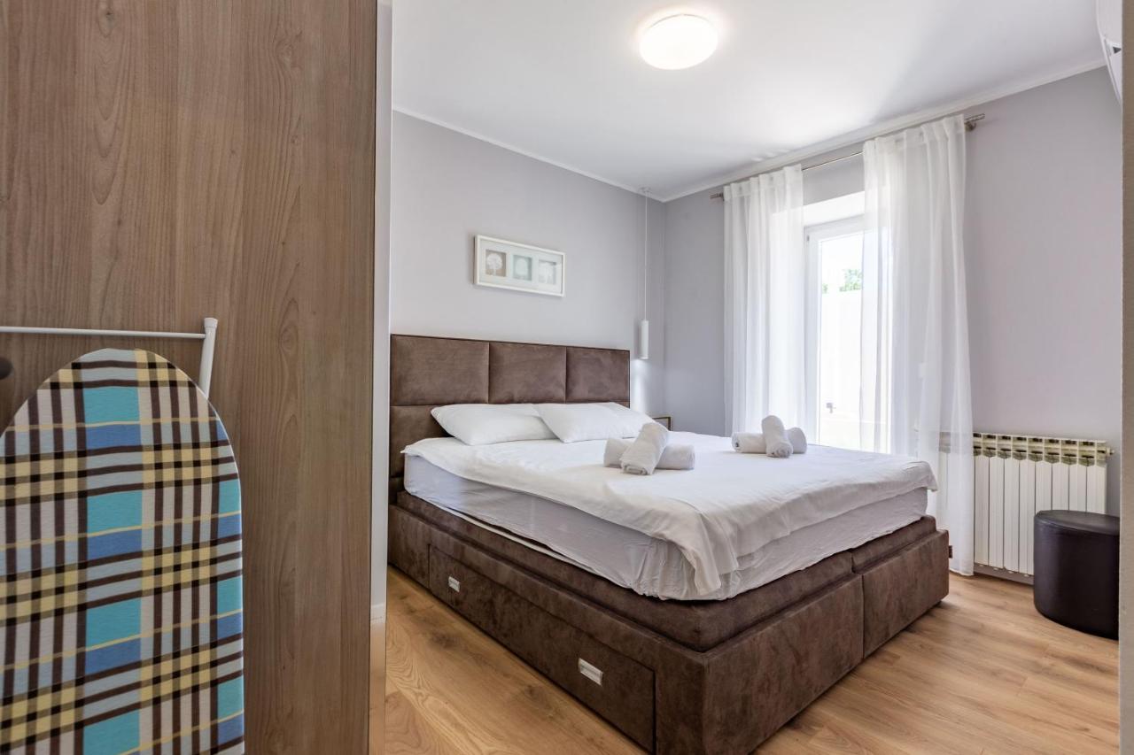 Kristina Holiday Home With Private Swimmingpool Visocane Buitenkant foto