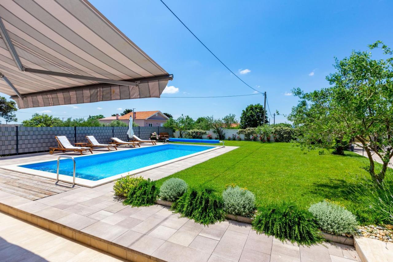 Kristina Holiday Home With Private Swimmingpool Visocane Buitenkant foto